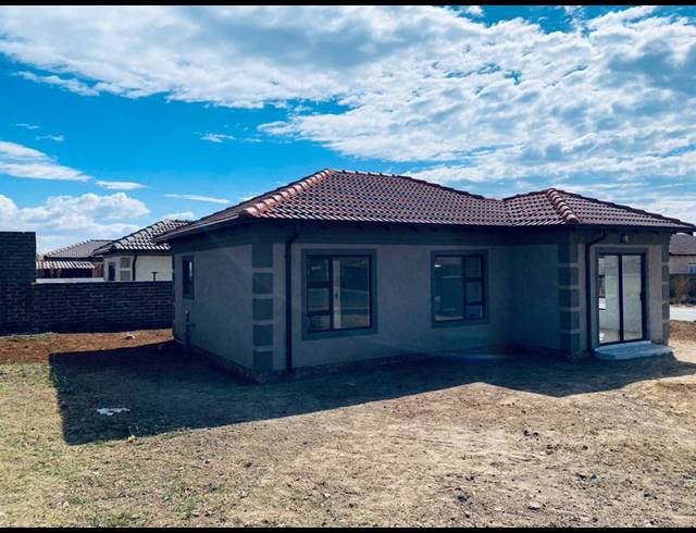 2 BEDROOM HOUSE FOR SALE IN REIGERPARK